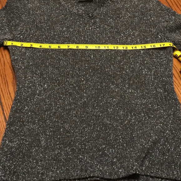 Sweater - Picture 4 of 6